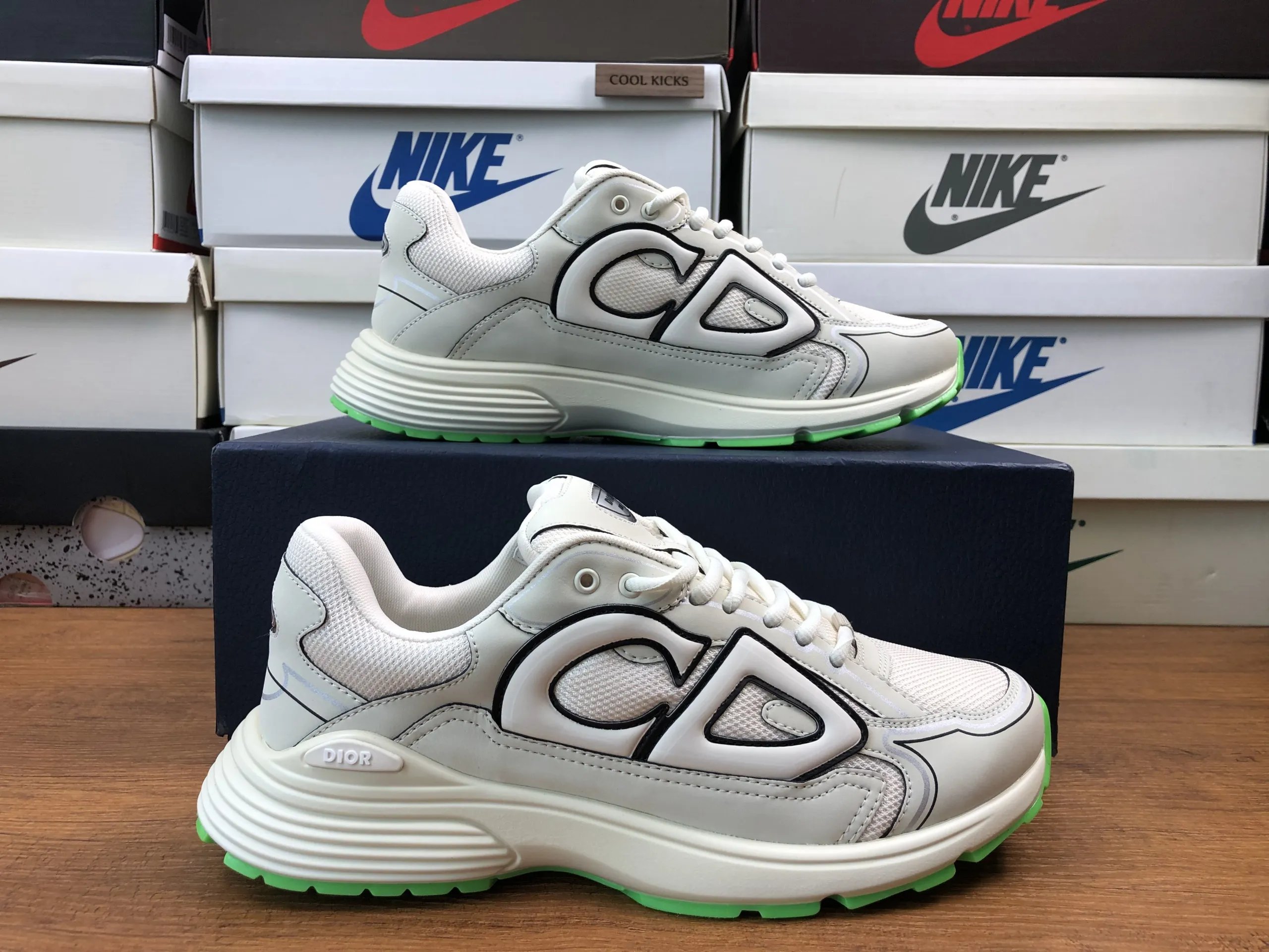 118 OFF-WHITE