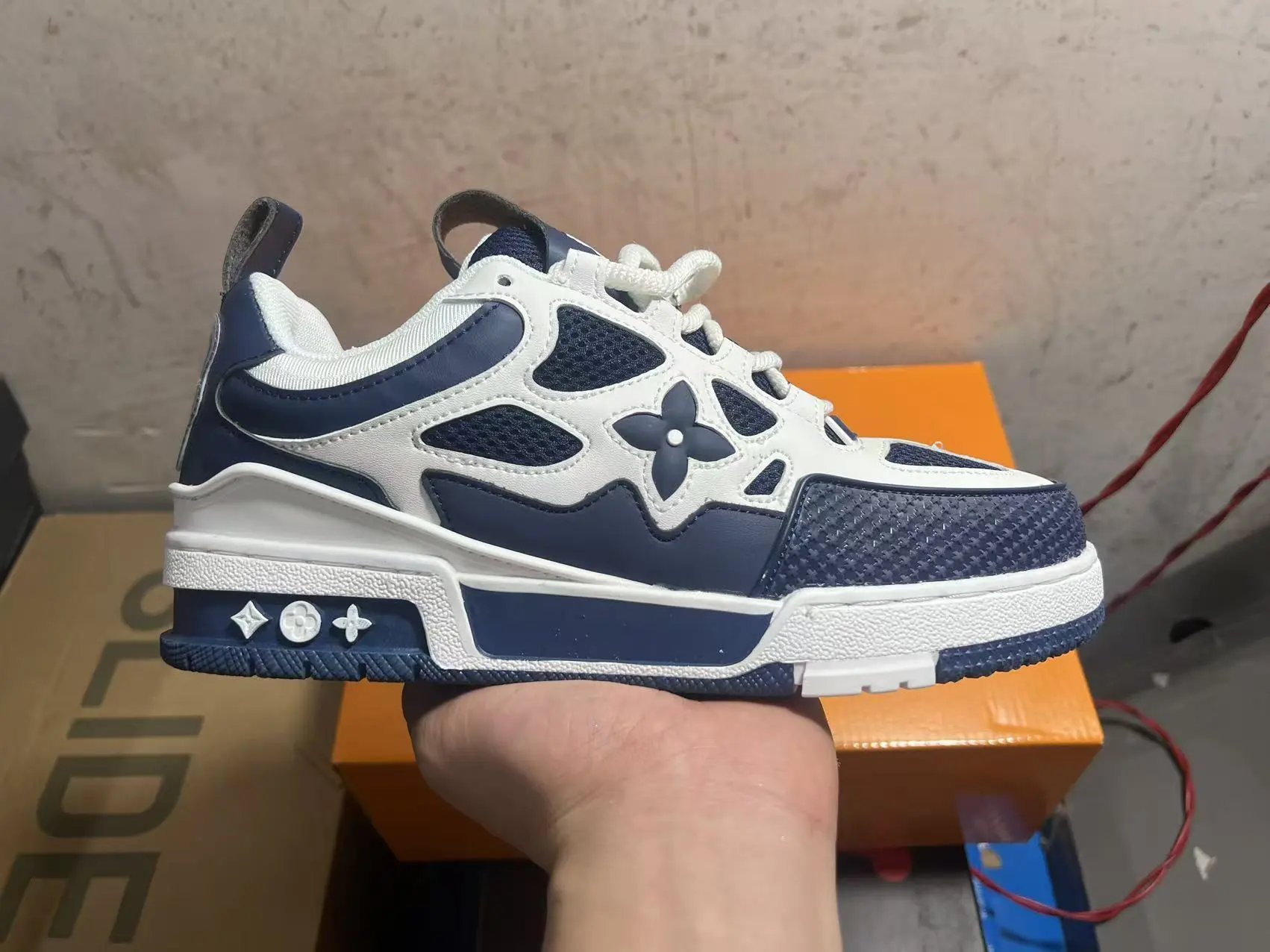 blue-white