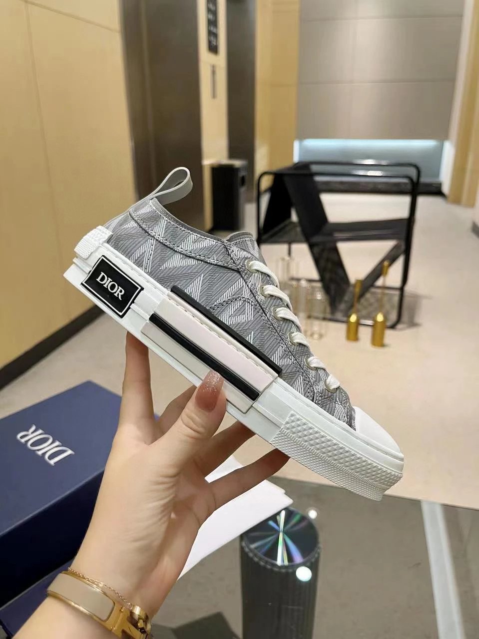Dior B23 High-Top Oblique Multicolor Sneakers