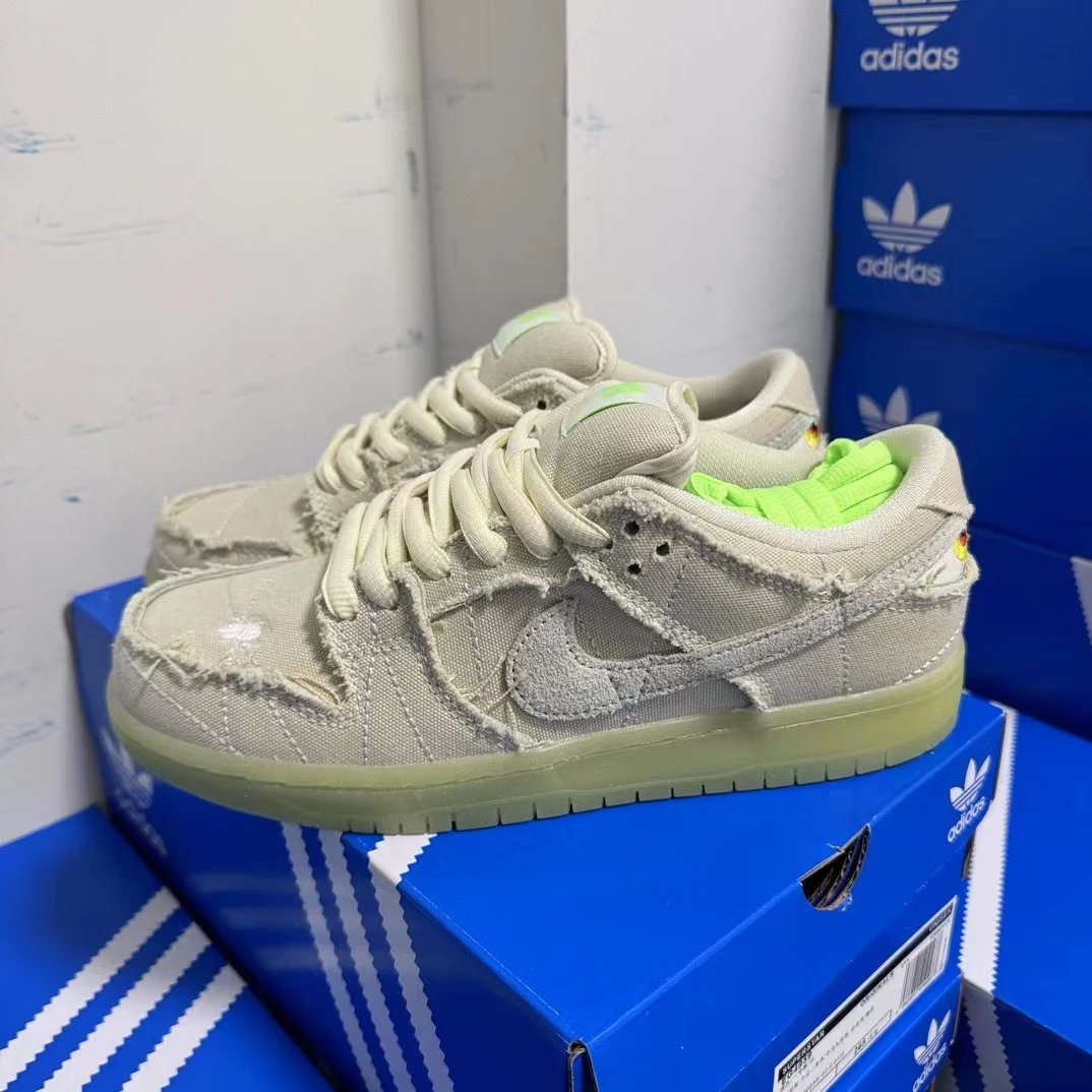 Nike sb dunk low white lobster foto 2
