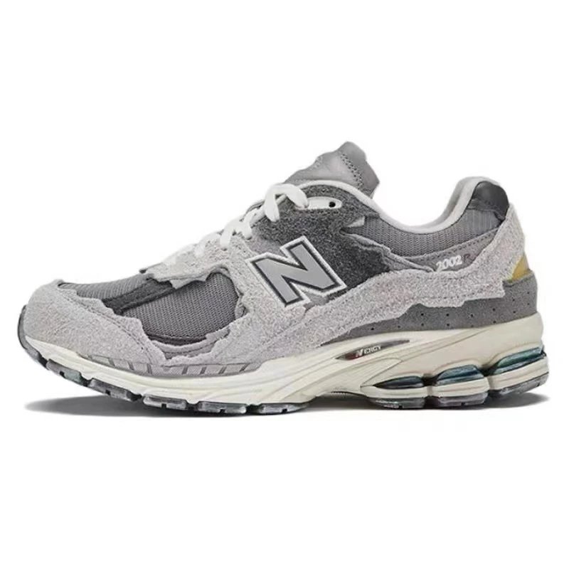 New Balance 2002R 4