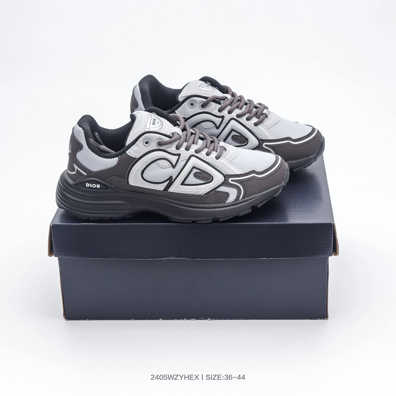 Sports Shoes