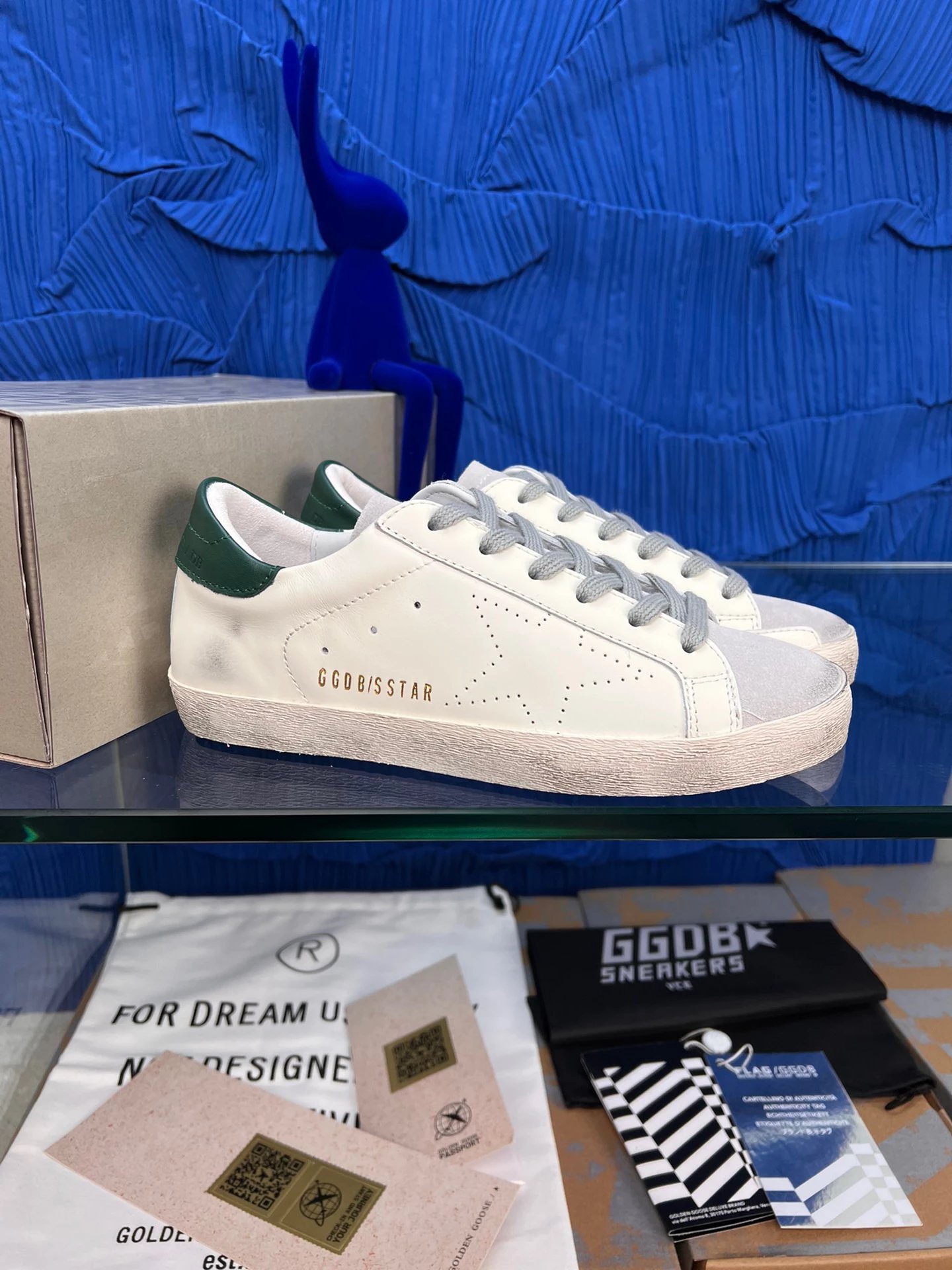 Golden Goose Super-Star
