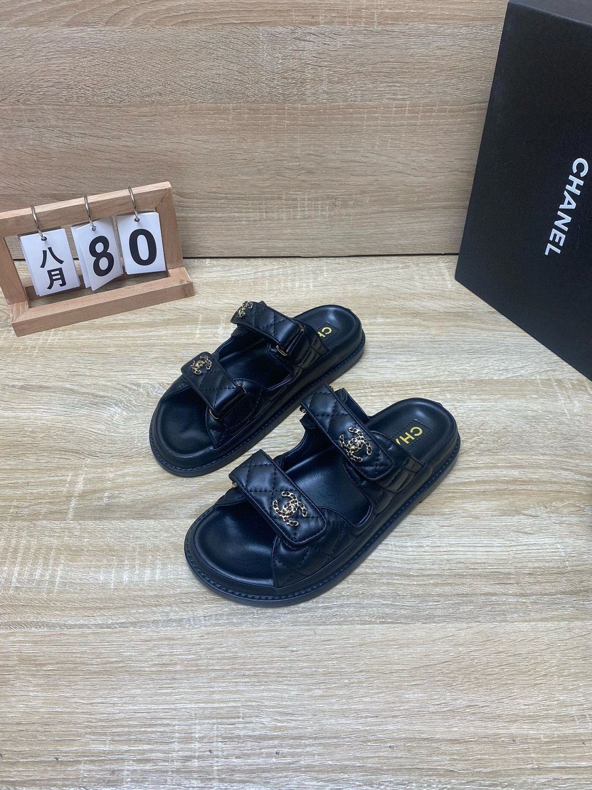 ABC16 Slippers