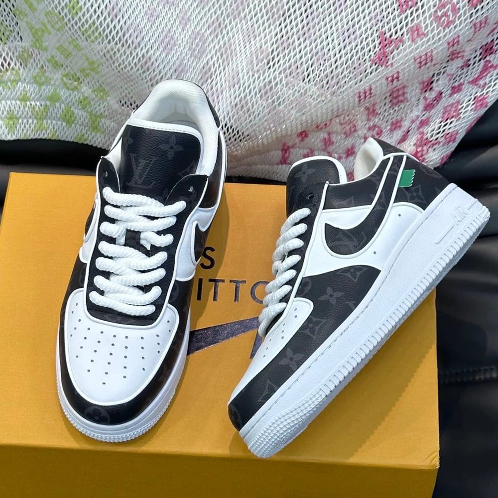 Louis Vuitton x Nike Air Force 1 White Monogram Sneakers - 15