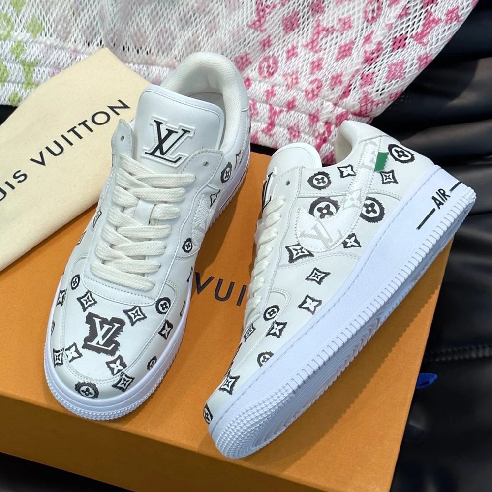 Louis Vuitton x Nike Air Force 1 White Monogram Sneakers - 6