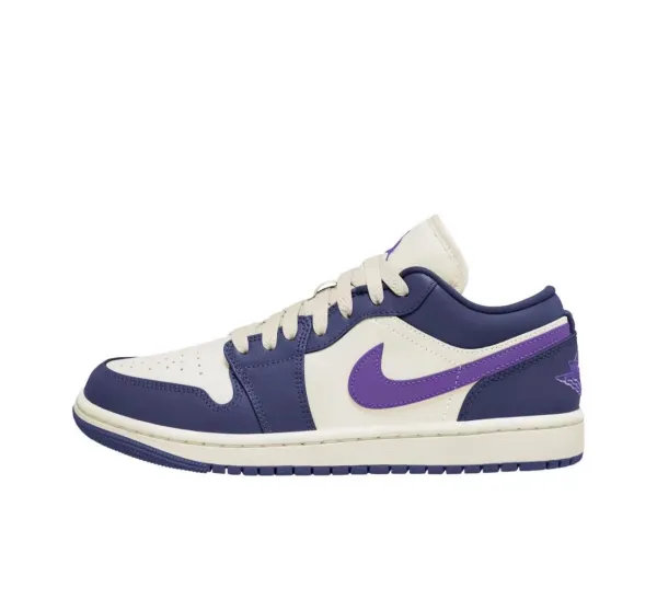 Air Jordan 1 Mid White Sneakers - 23