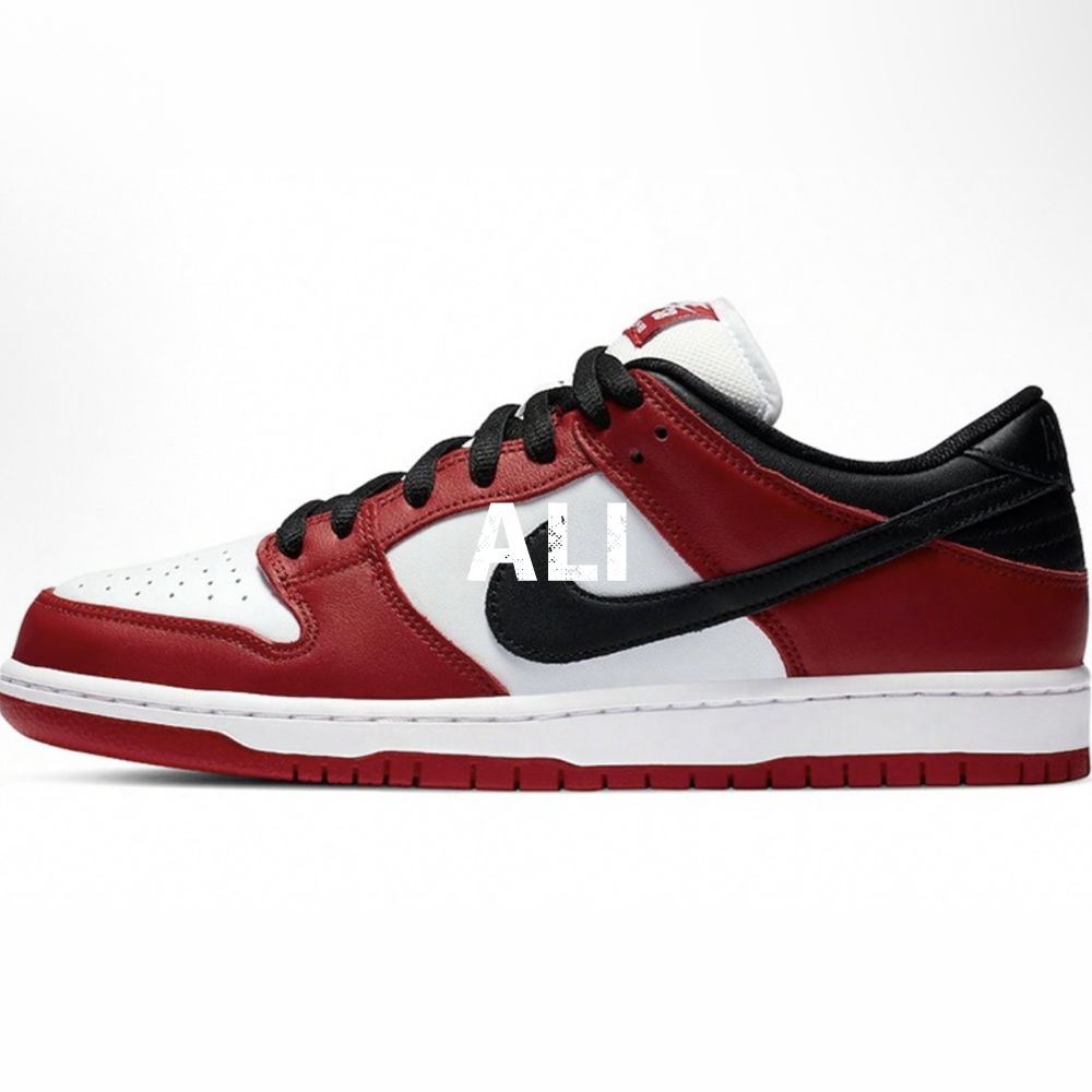 Nike Dunk Low — Chicago