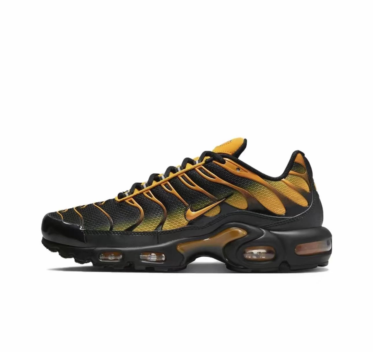 Nike Sneakers Air Max Plus TN — Black Orange