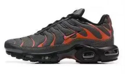 Nike Air Max Plus Black Turquoise Gradient Sneakers Chunky Sneakers - 9