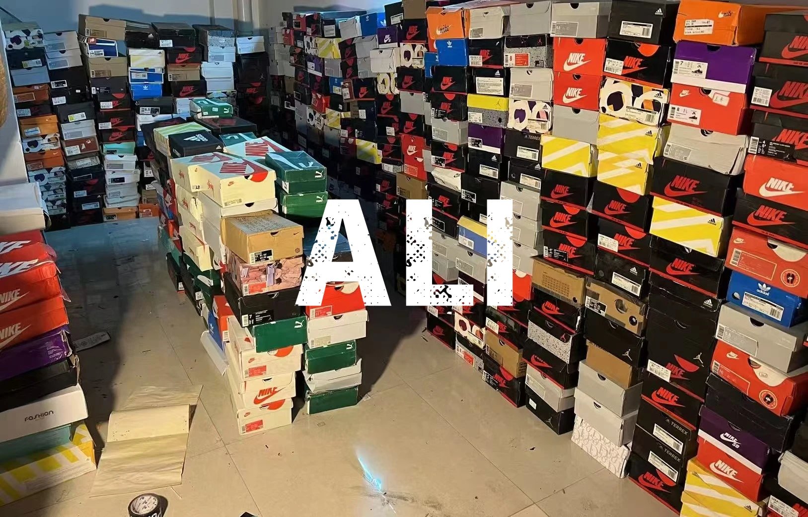 <DUMPS> NO REFUND AF1 A4 Dunks Bapestar RANDOM (MULTIPLE COLORWAYS)