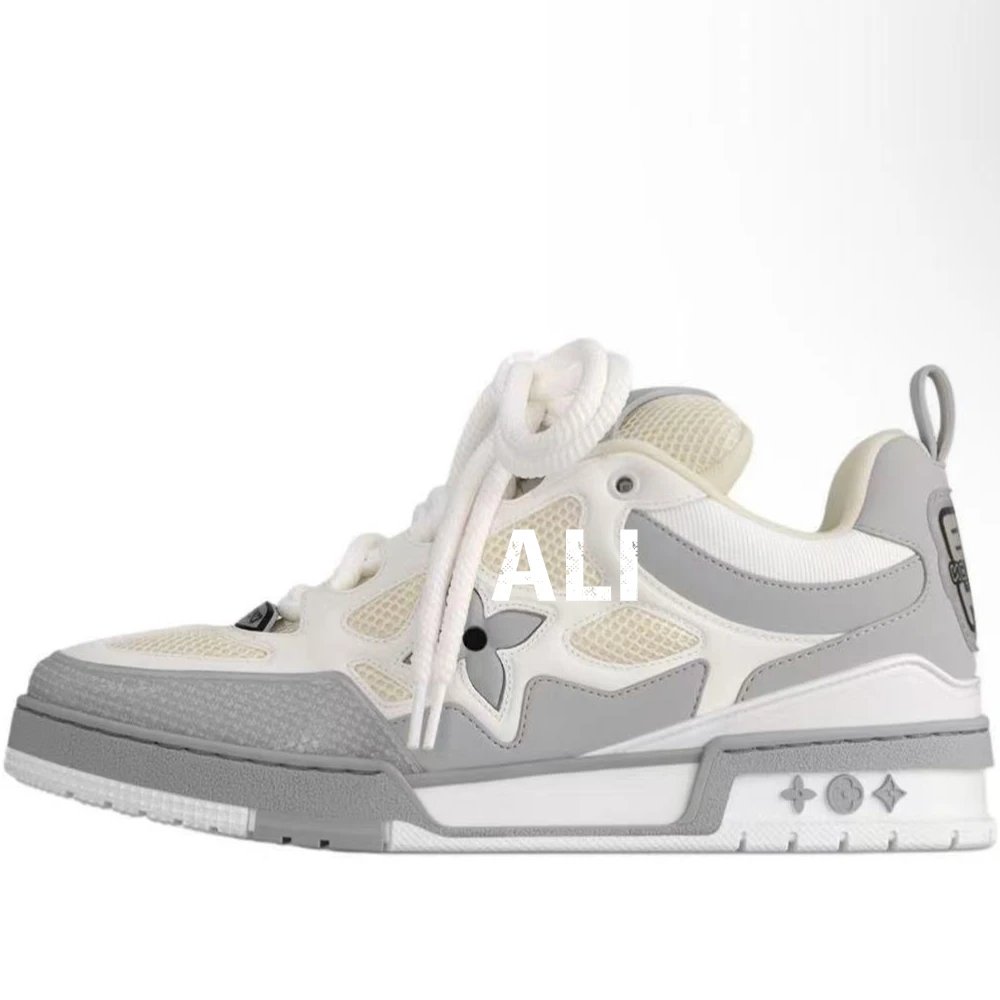 1ACQP4 greyish white