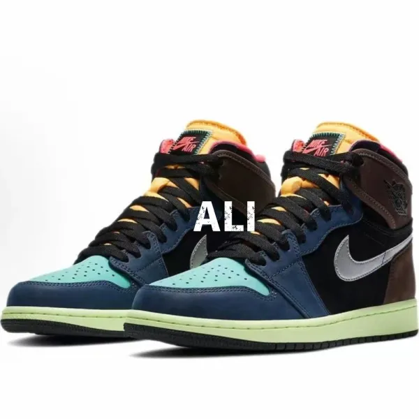 Air Jordan 1 High OG 'Graffiti' Black / Gray Sneakers Basketball Shoes - 11