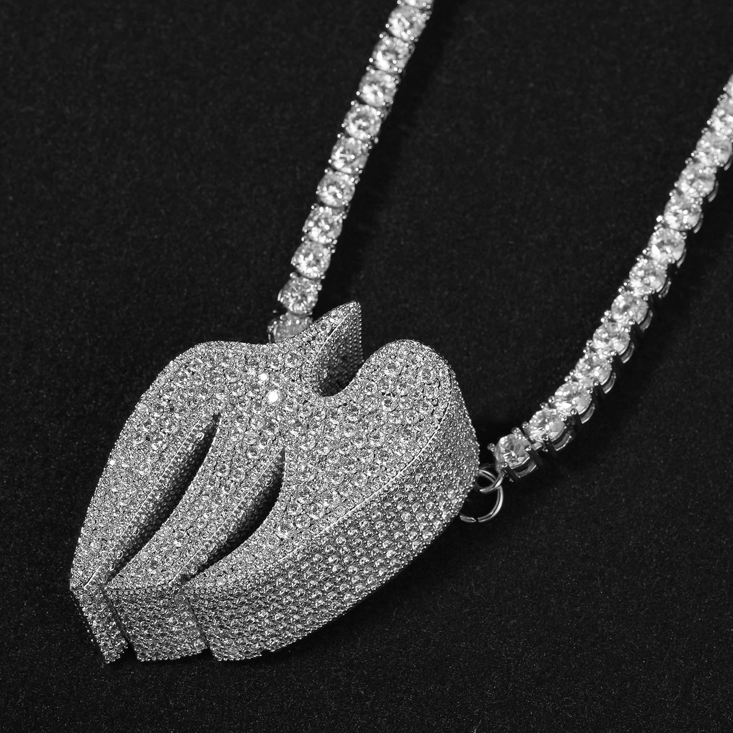 Hip-Hop Pattern Swallow Pendant Tennis Chain Jewelry - Unique Personality Pendant