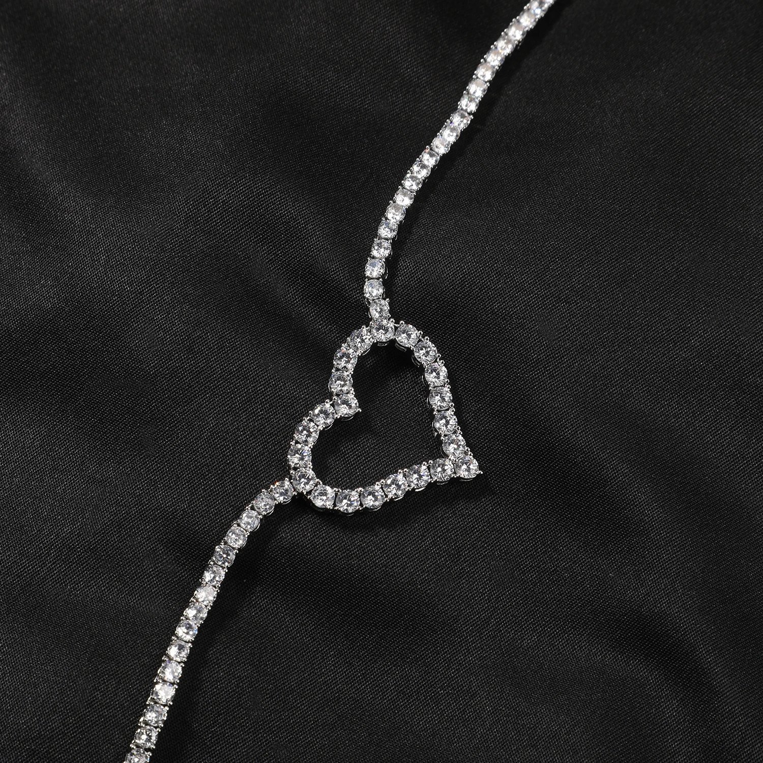 3mm Heart Tennis Chain Zirconia Heart Necklace Personalized Collarbone Chain Hip Hop Jewelry