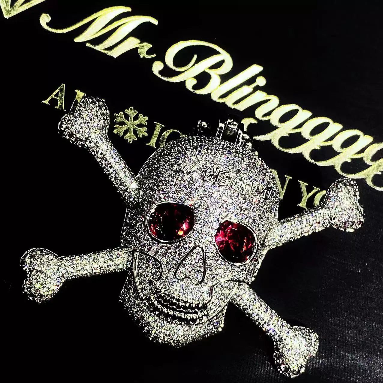 777 Full Diamond Red-Eyed Pirate Skull Pendant Hip Hop Necklace
