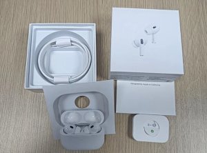 (6 Generation Jerry) USB-C charging port