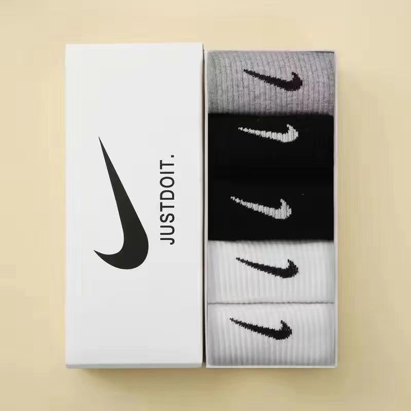 Nike Swoosh Logo Crew Socks Black and Gray Pack - 14