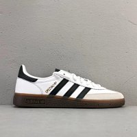 White and Black IE3403