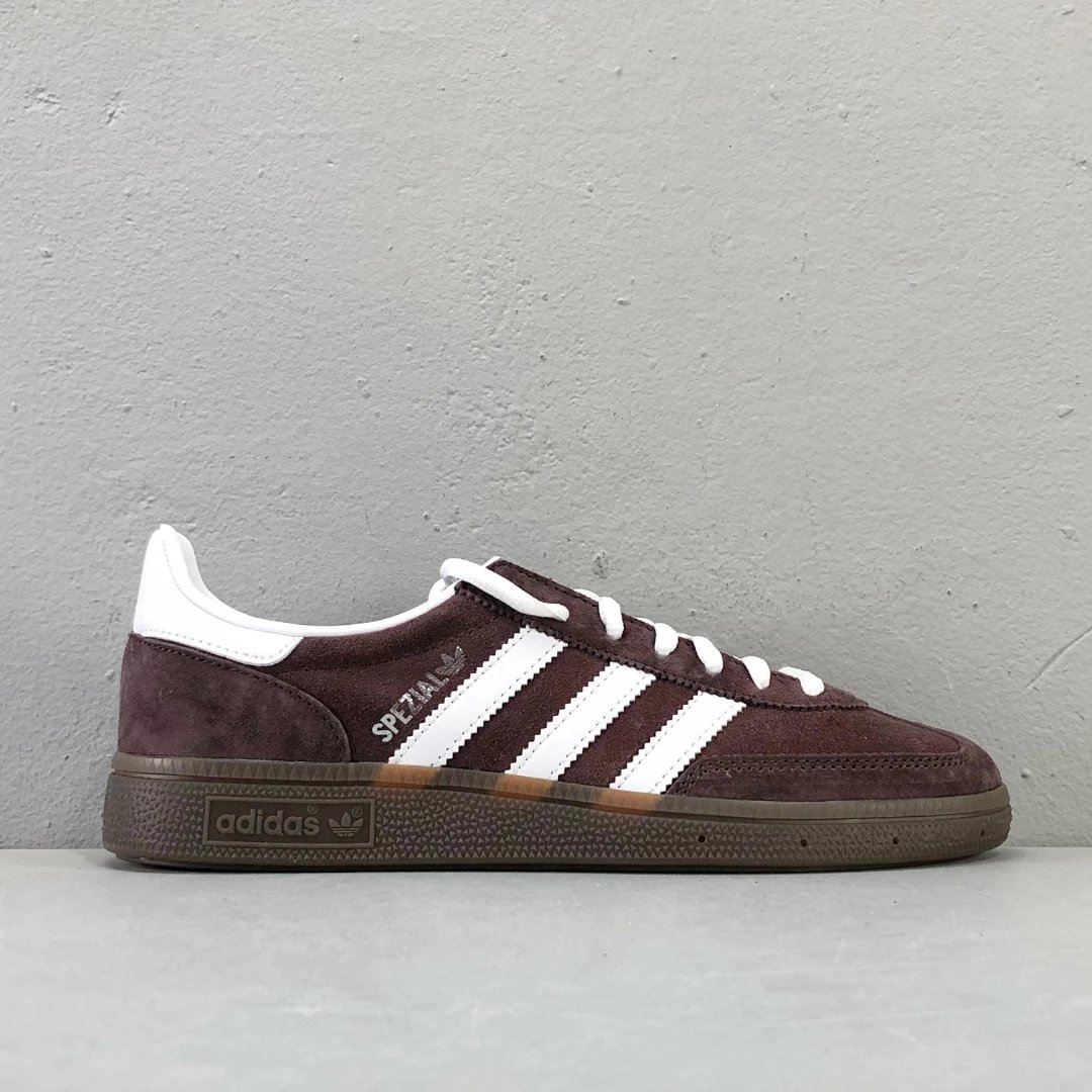 Brownish red IF8914