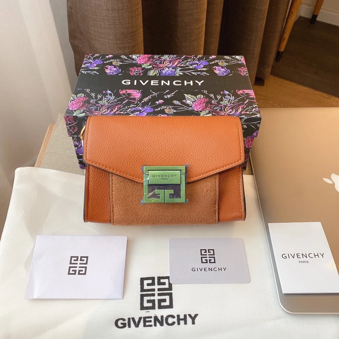 Givenchy Antigona Mini Wallet Black with Green 4G Clasp Short Wallet - 5