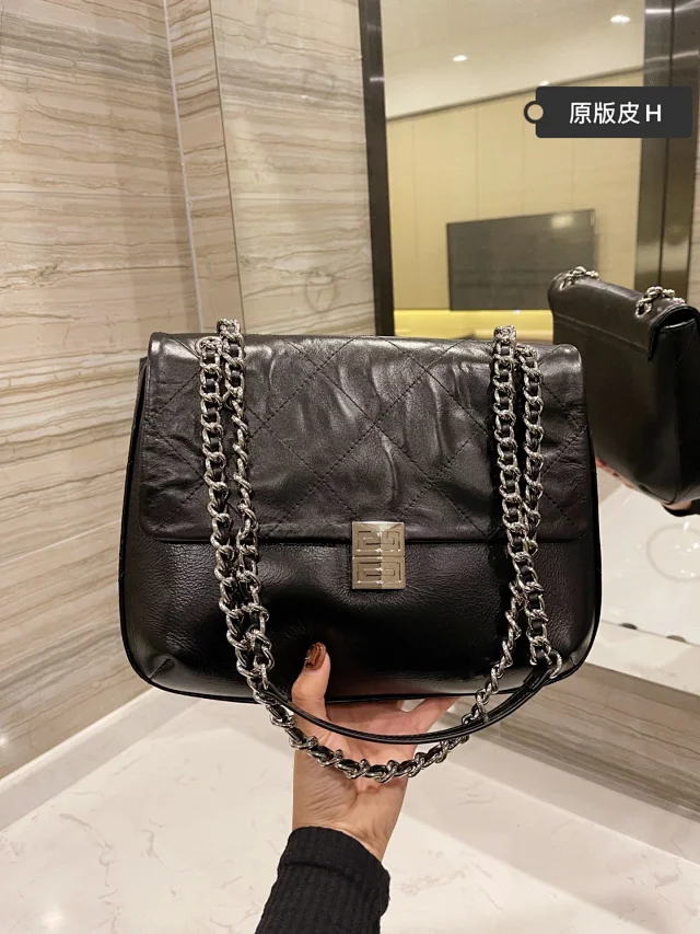 Givenchy Handbags Leather Handbag product detail image 6