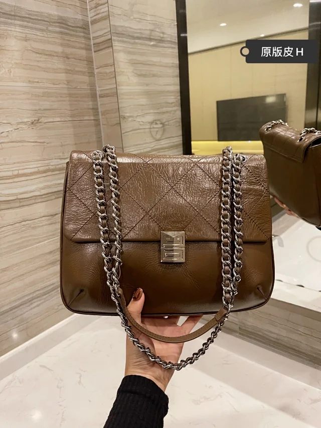 Givenchy Handbags Leather Handbag product detail image 7