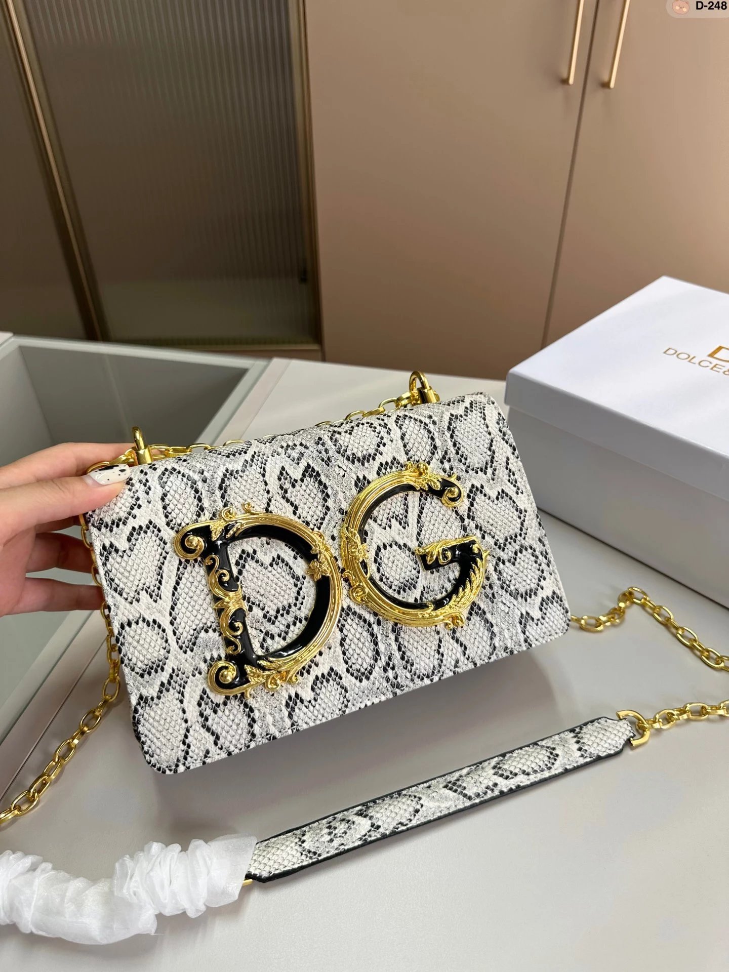 Dolce & Gabbana DG Logo Croc-Embossed Gold Chain Bag - 3