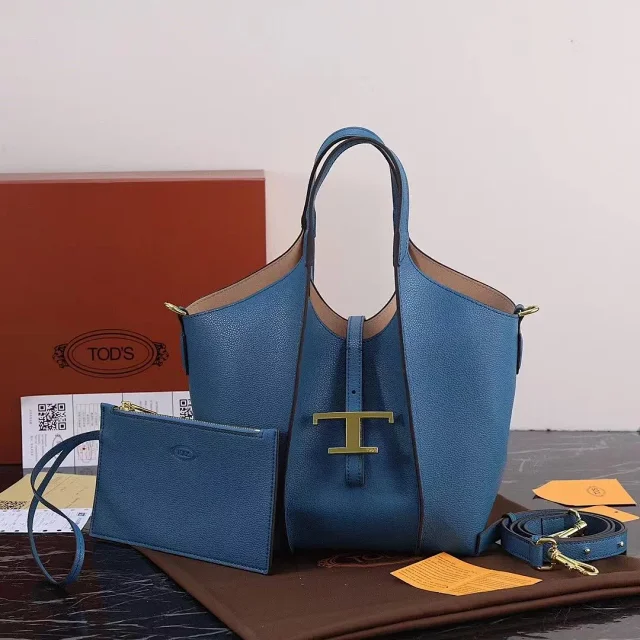 Tod's Handbags T-logo tote bag with detachable pouch and shoulder strap product detail image 2