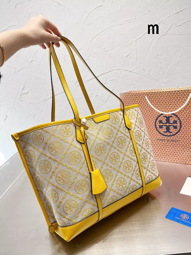 Tory Burch Handbags Logo Canvas Tote Bag product detail image 8