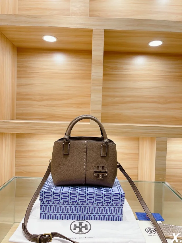 Tory Burch Handbags Tote Bag product detail image 11