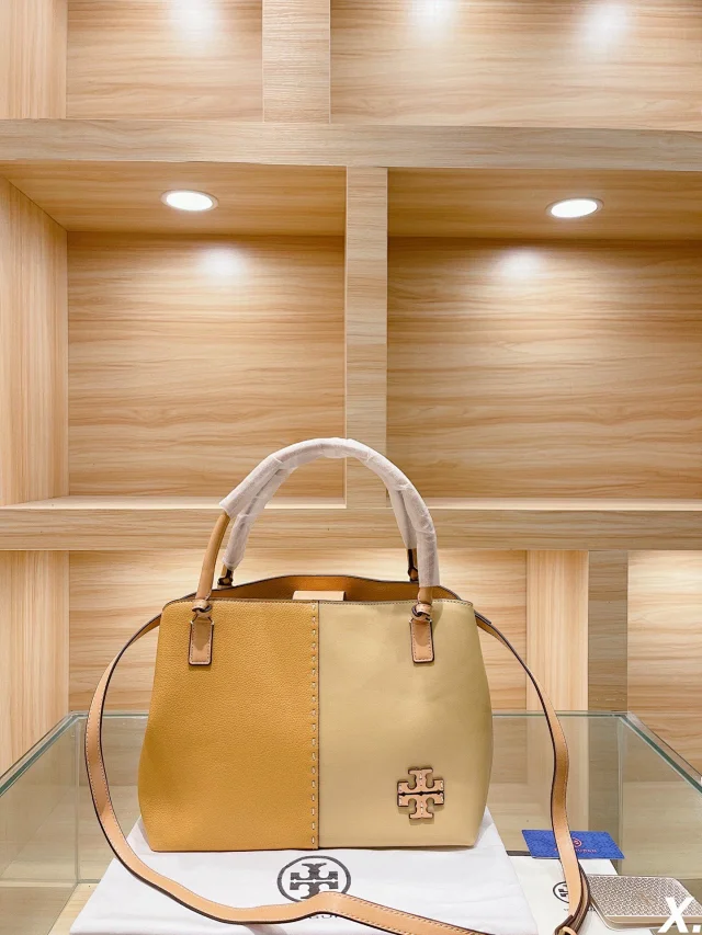 Tory Burch Handbags Double T logo tote bag product detail image 10
