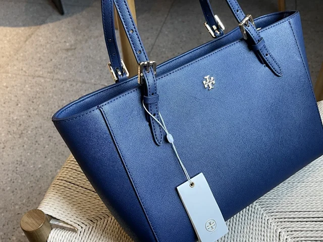 Tory Burch Handbags Tote Bag product detail image 1