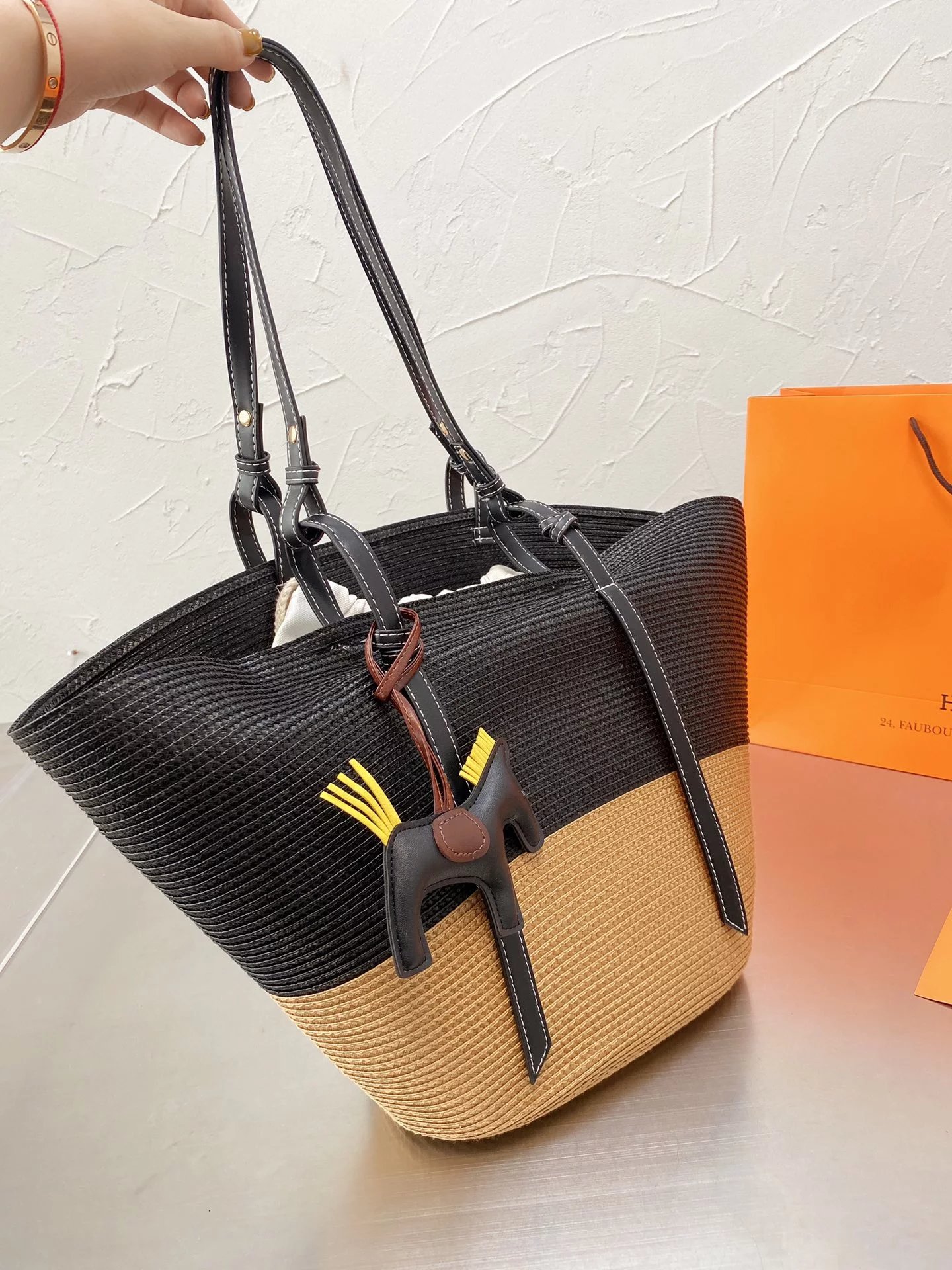 Design Tote Bag Beige Pebbled Leather with Silk Scarf Accent Handbag - 3