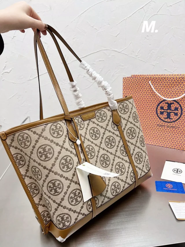 Tory Burch Handbags Logo Canvas Tote Bag product detail image 7