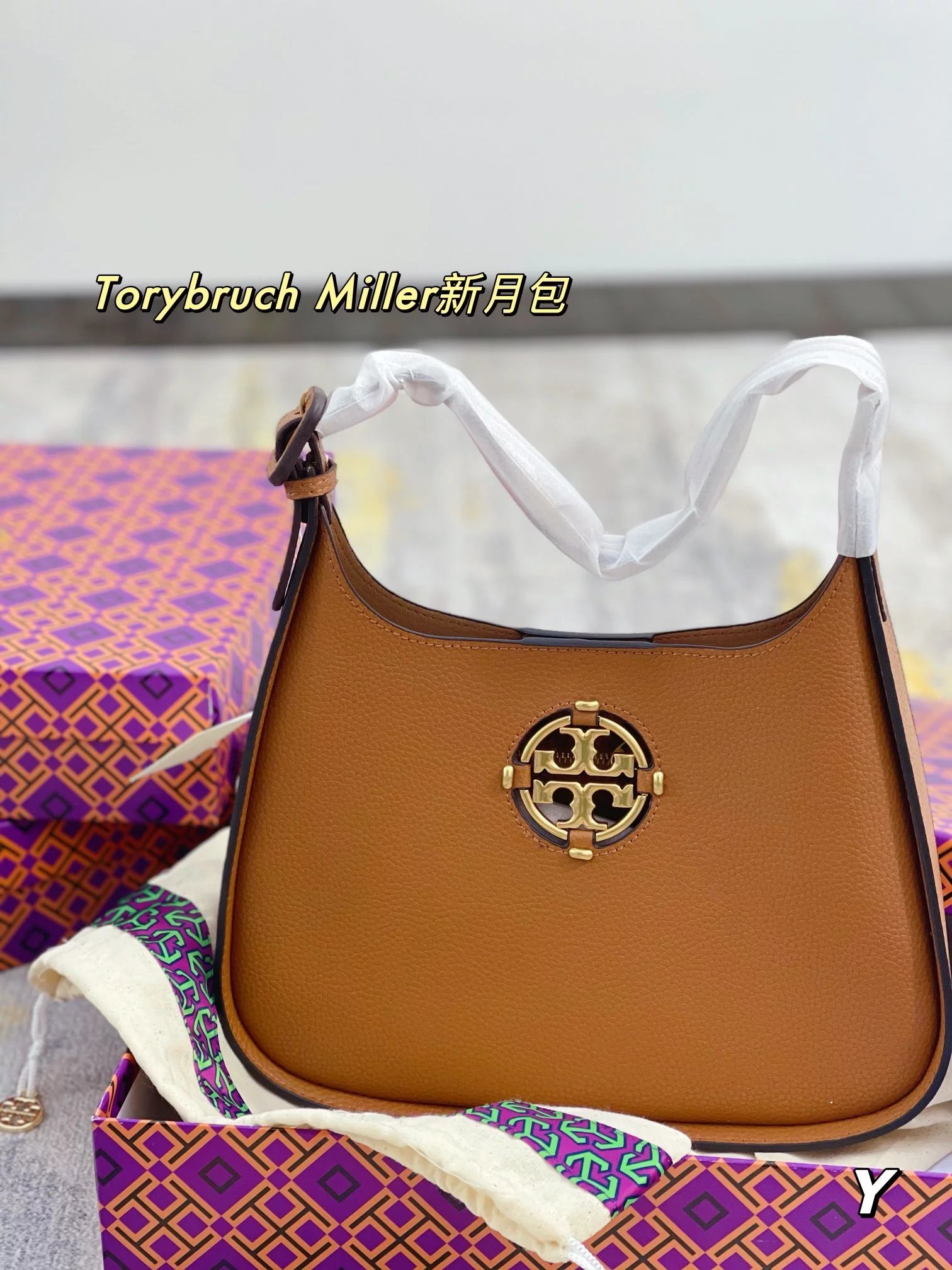 Tory Burch Miller Mini Hobo Bag Black - 13