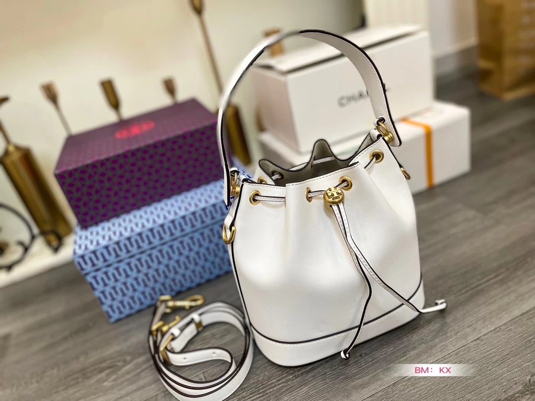 Givenchy Mini Saddle Bag Black Leather with Silver Chain Strap Crossbody Bags - 12
