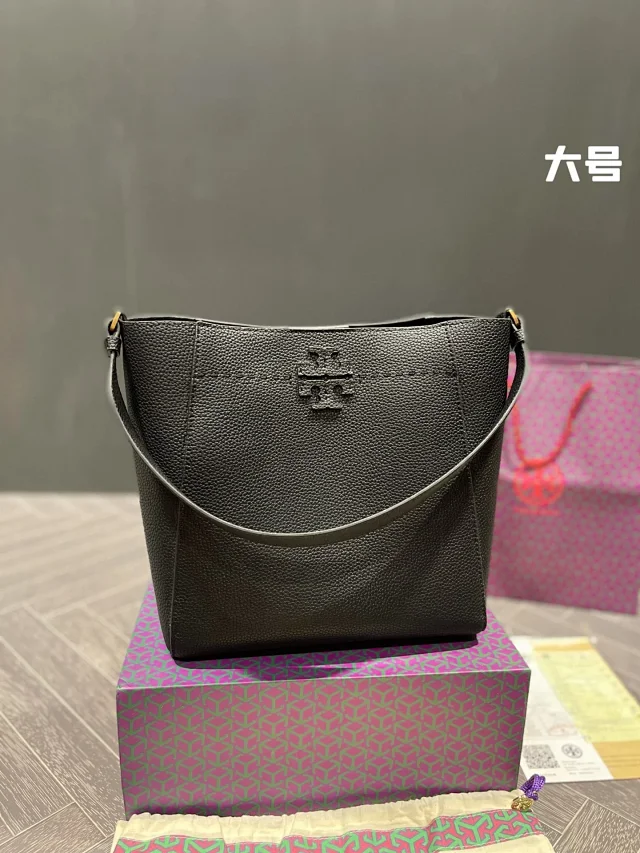 Tory Burch Crossbody Bags Logo Leather Bag product detail image 9