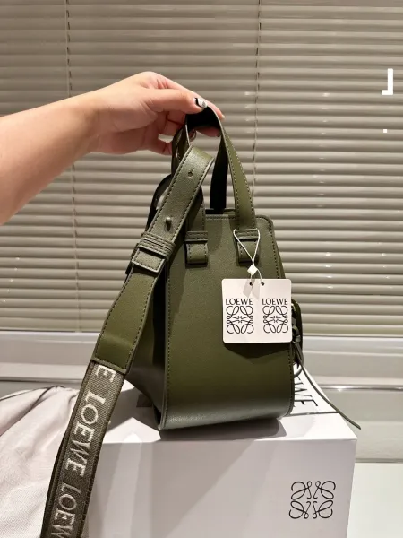 Loewe Puzzle Mini Beige Grained Leather Handbag - 7