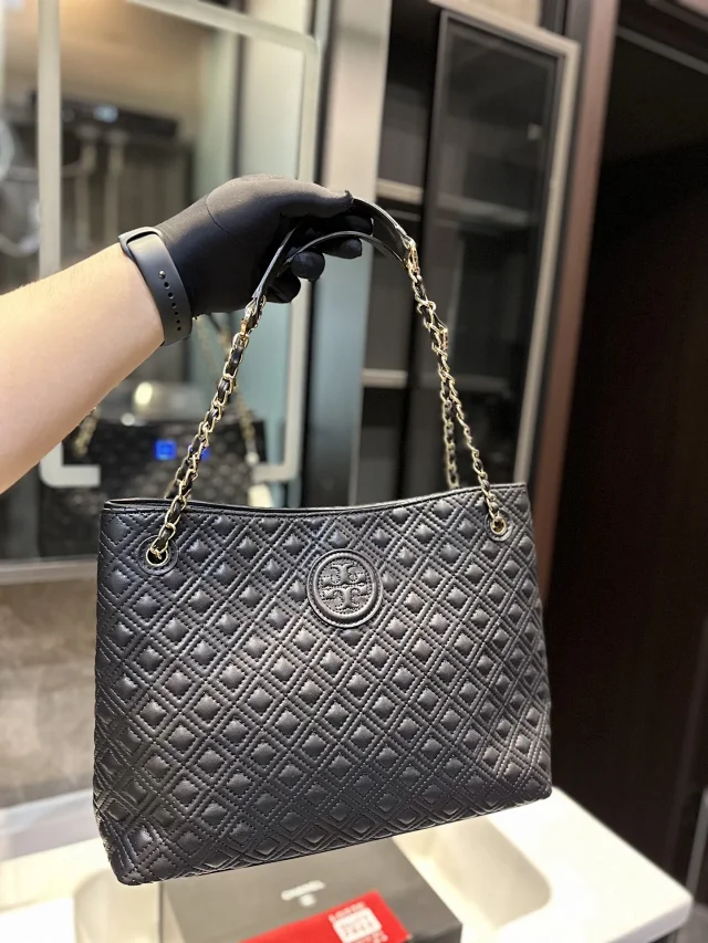 Tory Burch Shoulder Bags Pebbled Leather Bag with Double T Logo product detail image 9