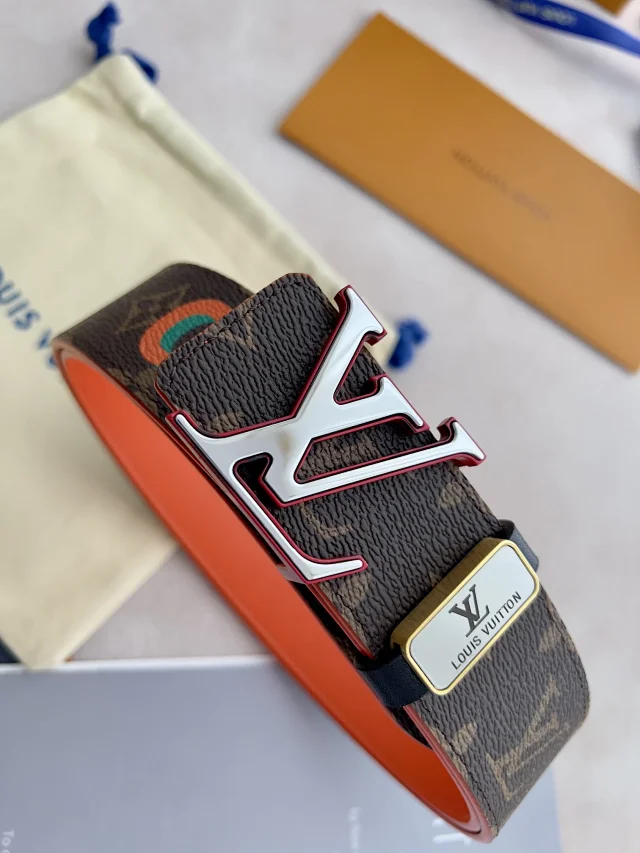Louis Vuitton Belts LV Buckle Belt product detail image 3