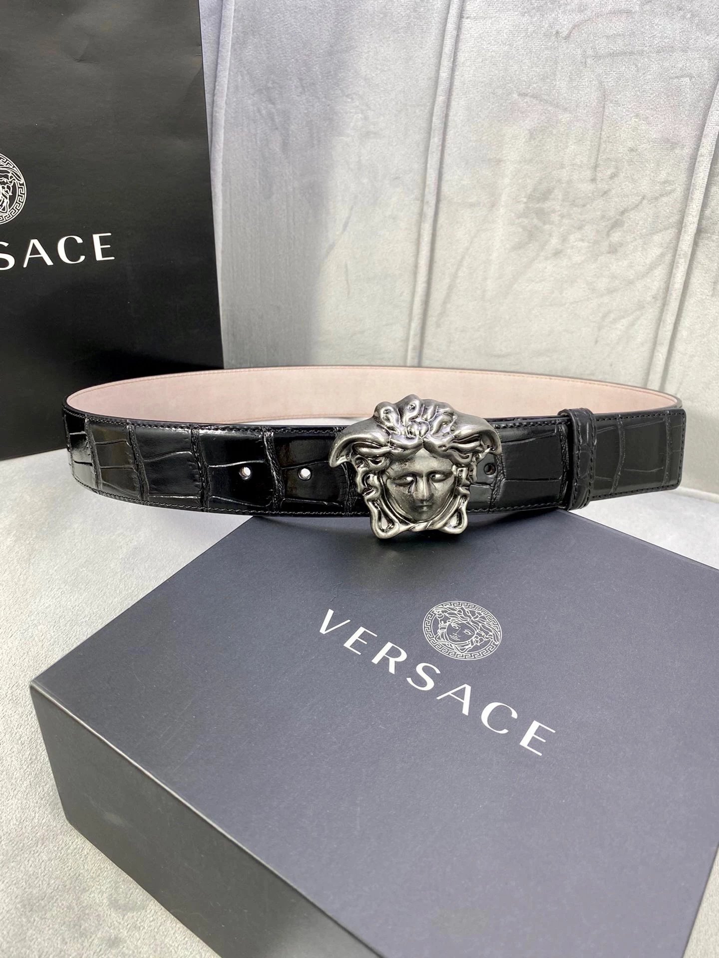 Versace Medusa Head Buckle Leather Belt Black - 10