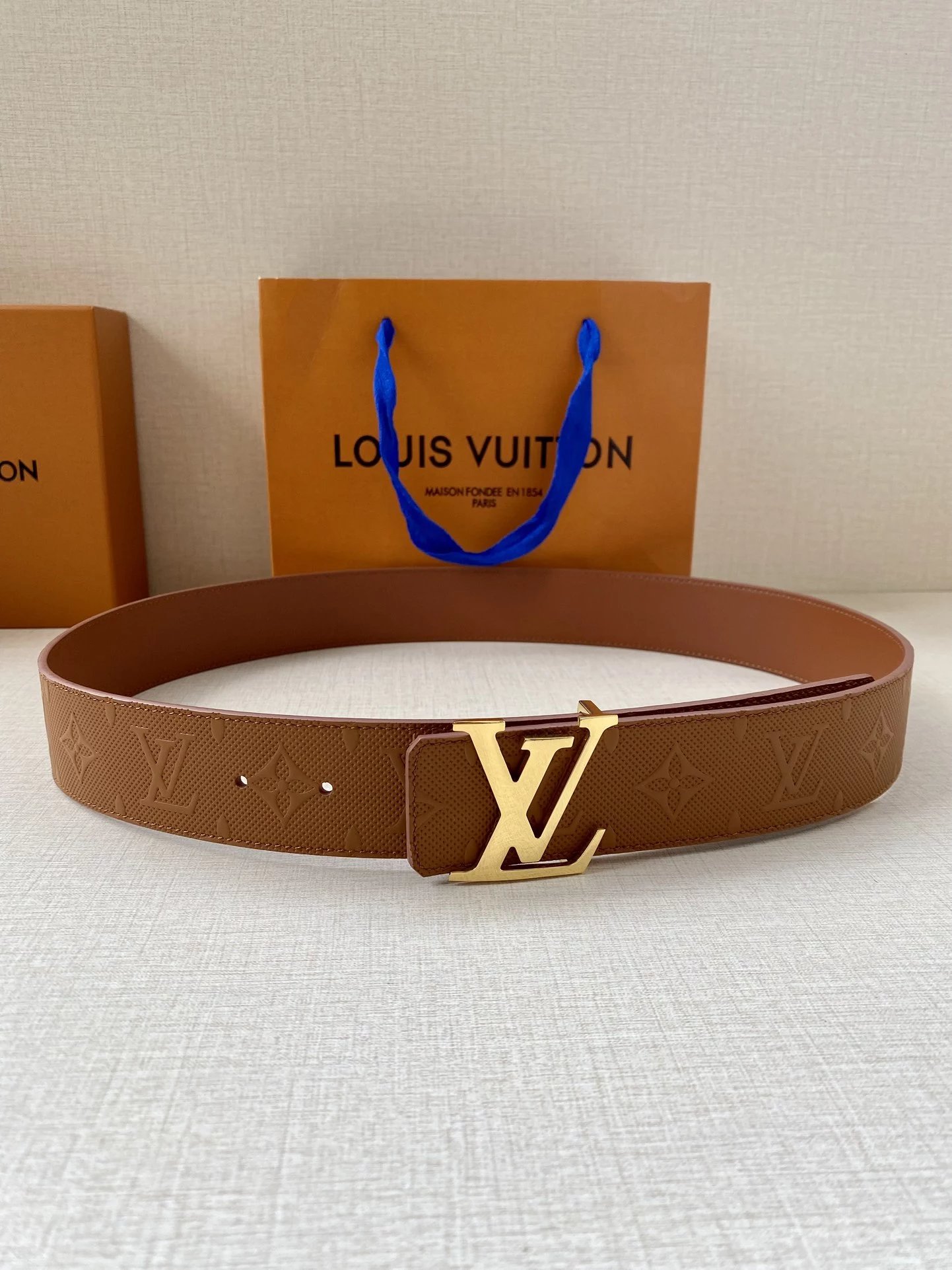Louis Vuitton Reversible Monogram Canvas Belt with LV Twist Buckle Black / Beige Leather Belt - 2