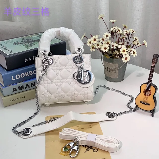 Dior Handbags Quilted Cannage Top Handle Handbag product detail image 2