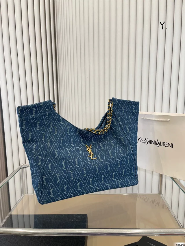 Saint Laurent Handbags Quilted top-handle handbag with chain strap product detail image 3