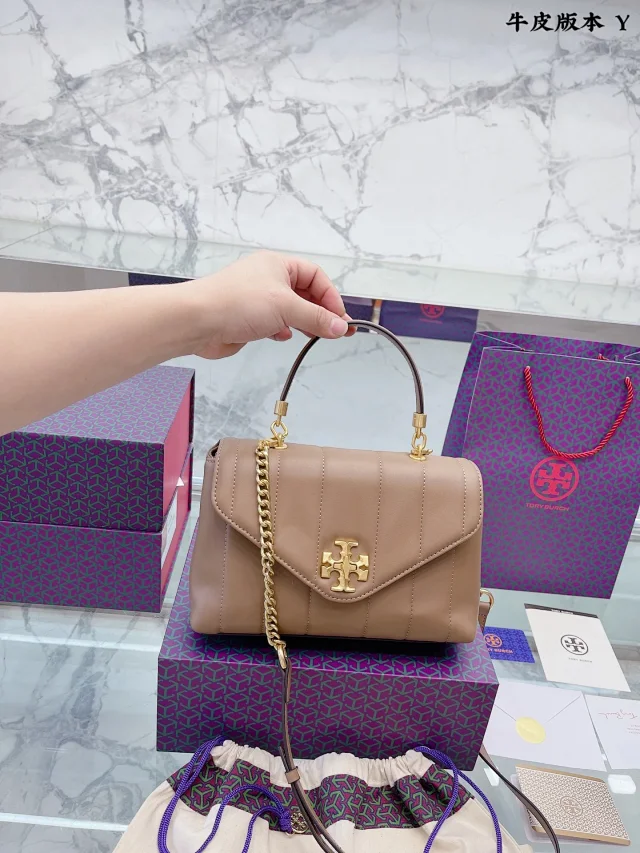 Tory Burch Crossbody Bags Logo with Chain Detail product detail image 10