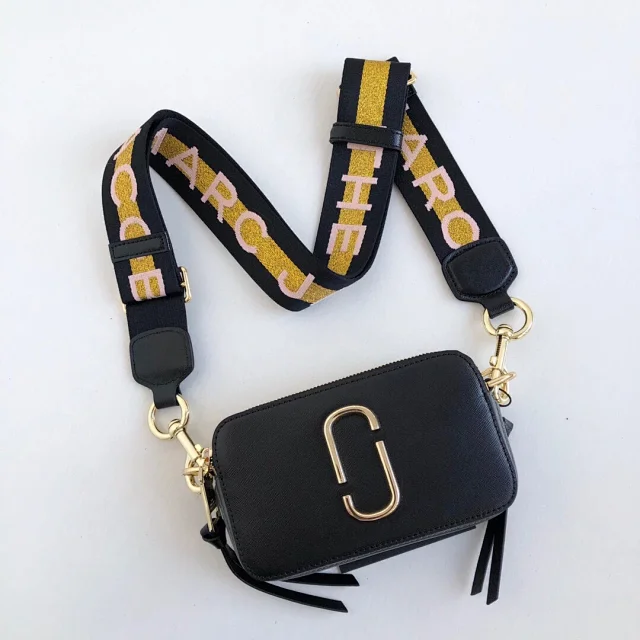 Marc Jacobs Crossbody Bags Snapshot logo-plaque bag with adjustable web strap product detail image 9