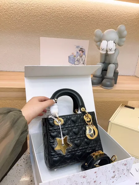 Dior Lady Gold Lamé Star Stud Handbag - 4