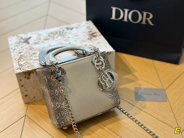 Dior Handbags Top-handle with detachable shoulder straps product detail image 14