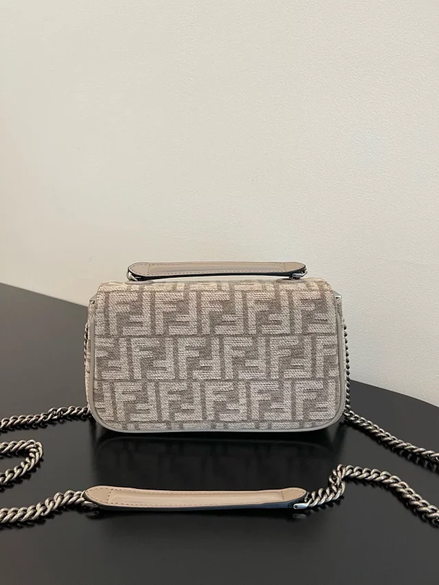 Fendi Crossbody Bags FF Monogram product detail image 5